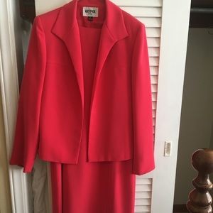 Stunning Coral colored dress/jacket